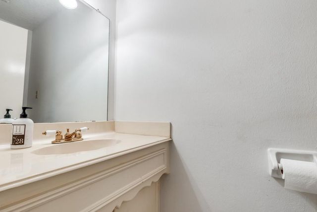 10222 Ella Lee Lane, Houston, TX 77042