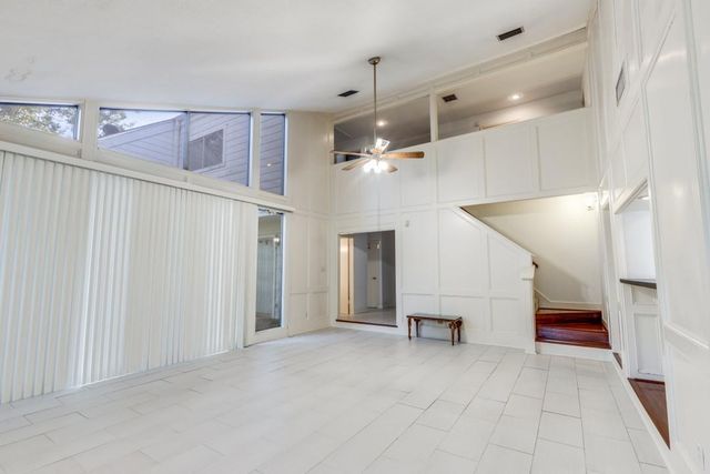 10222 Ella Lee Lane, Houston, TX 77042