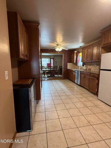 3422 Birchdale Drive, Toledo, OH 43623