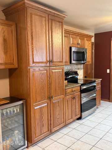 3422 Birchdale Drive, Toledo, OH 43623