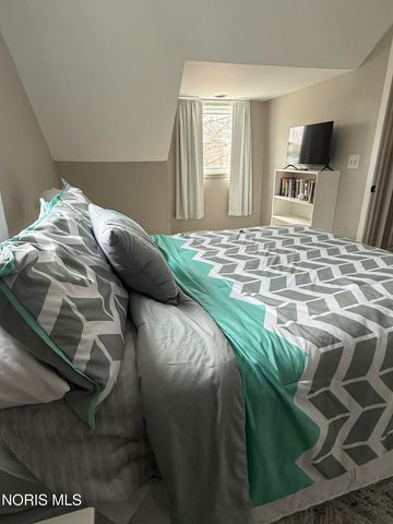 3422 Birchdale Drive, Toledo, OH 43623