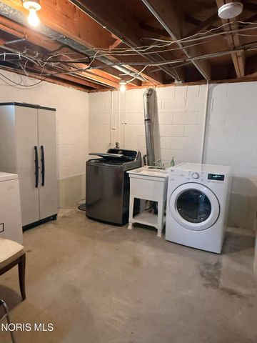 3422 Birchdale Drive, Toledo, OH 43623