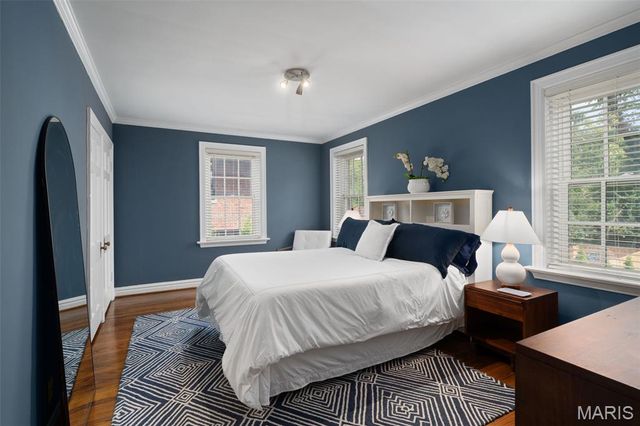 20 Ridgemoor Drive, Clayton, MO 63105