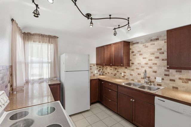 3518 W Providence Ave, Spokane, WA 99205
