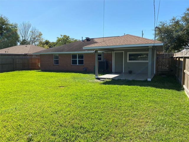 679 Marleen Street, Houston, TX 77034
