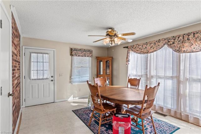 5091 US Highway 21, Thurmond, NC 28683