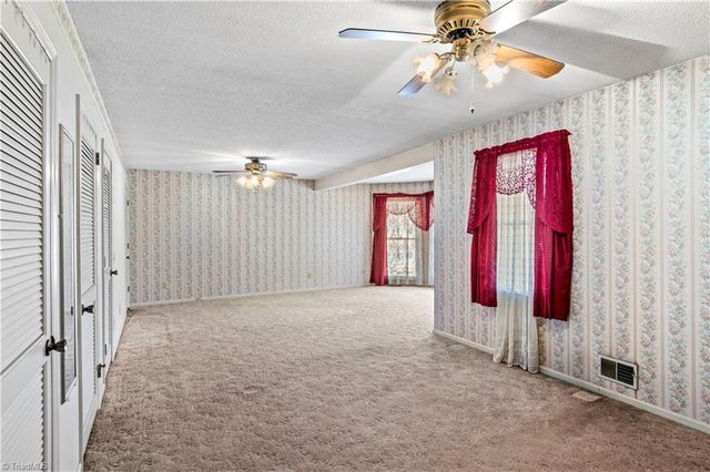 5091 US Highway 21, Thurmond, NC 28683