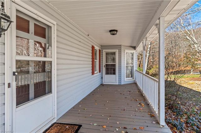 5091 US Highway 21, Thurmond, NC 28683