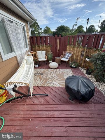 506 EDGEWATER DR, Salisbury, MD 21804