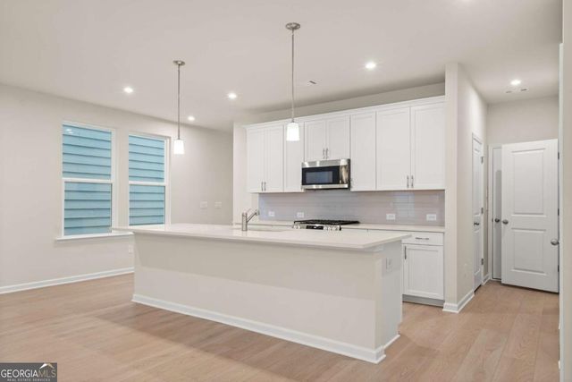 694 Smokey Quartz Way, Kennesaw, GA 30144