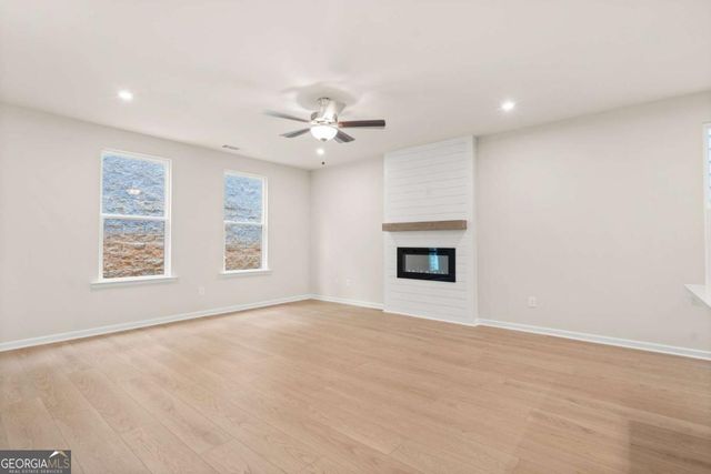 694 Smokey Quartz Way, Kennesaw, GA 30144