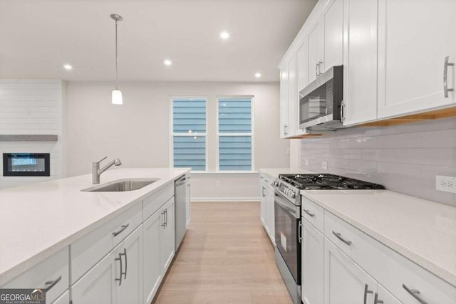 694 Smokey Quartz Way, Kennesaw, GA 30144