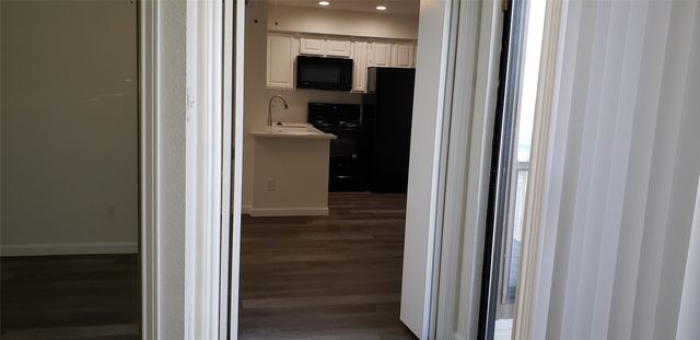 2300 Bamboo Drive N308, Arlington, TX 76006