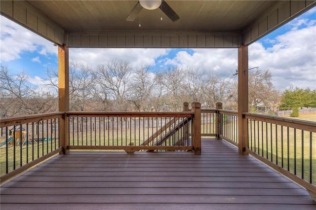 2926 SW Arboridge Drive, Lee's Summit, MO 64082