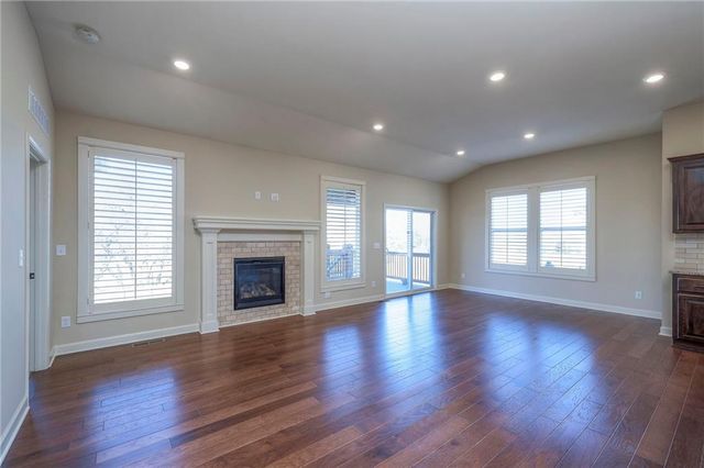 2926 SW Arboridge Drive, Lee's Summit, MO 64082