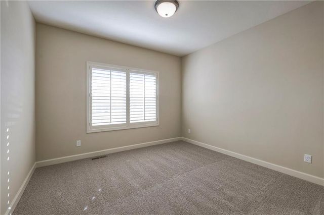 2926 SW Arboridge Drive, Lee's Summit, MO 64082