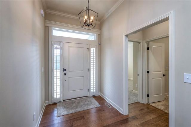 2926 SW Arboridge Drive, Lee's Summit, MO 64082