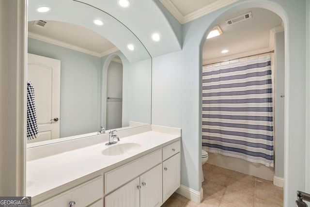 3552 Lake Ridge Drive, Gainesville, GA 30506