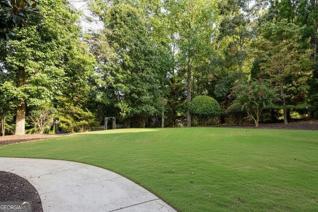 3552 Lake Ridge Drive, Gainesville, GA 30506