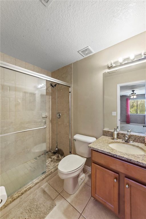 Image 16 of property listing at 6110 39TH COURT E, Bradenton, FL 34203