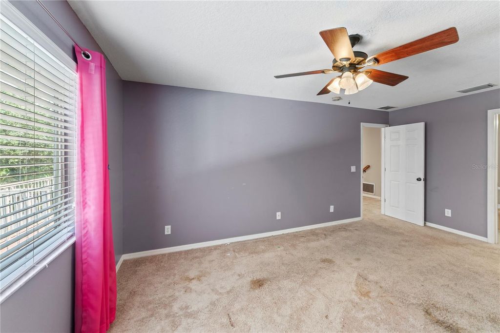 Image 34 of property listing at 6110 39TH COURT E, Bradenton, FL 34203