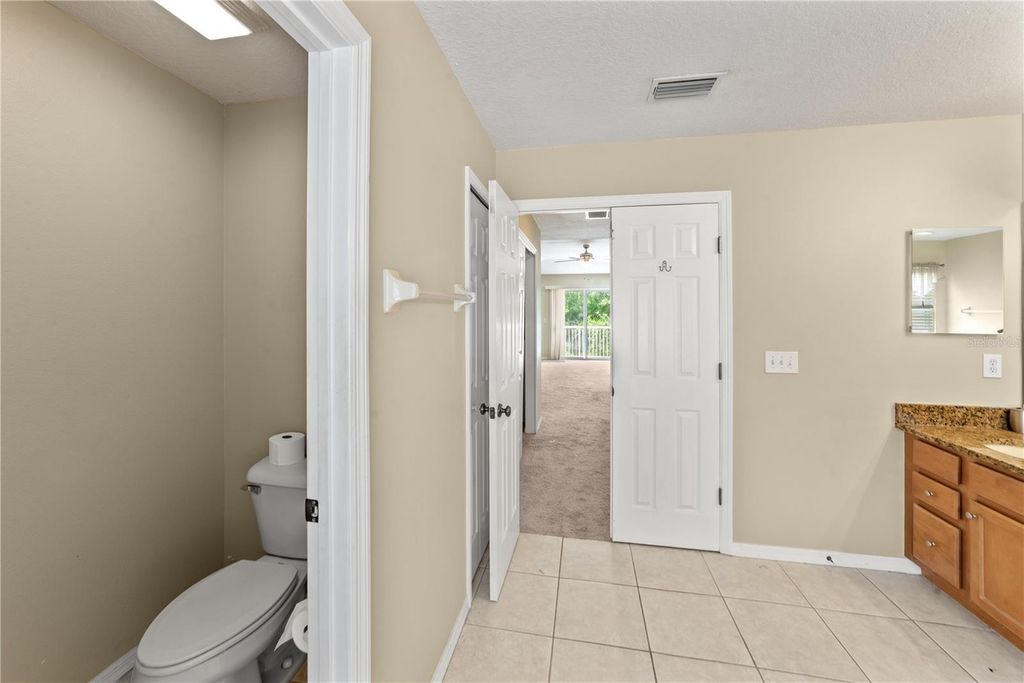 Image 38 of property listing at 6110 39TH COURT E, Bradenton, FL 34203
