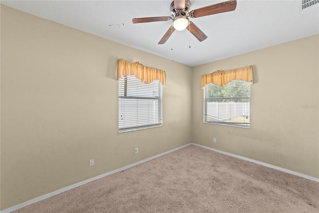 Image 43 of property listing at 6110 39TH COURT E, Bradenton, FL 34203