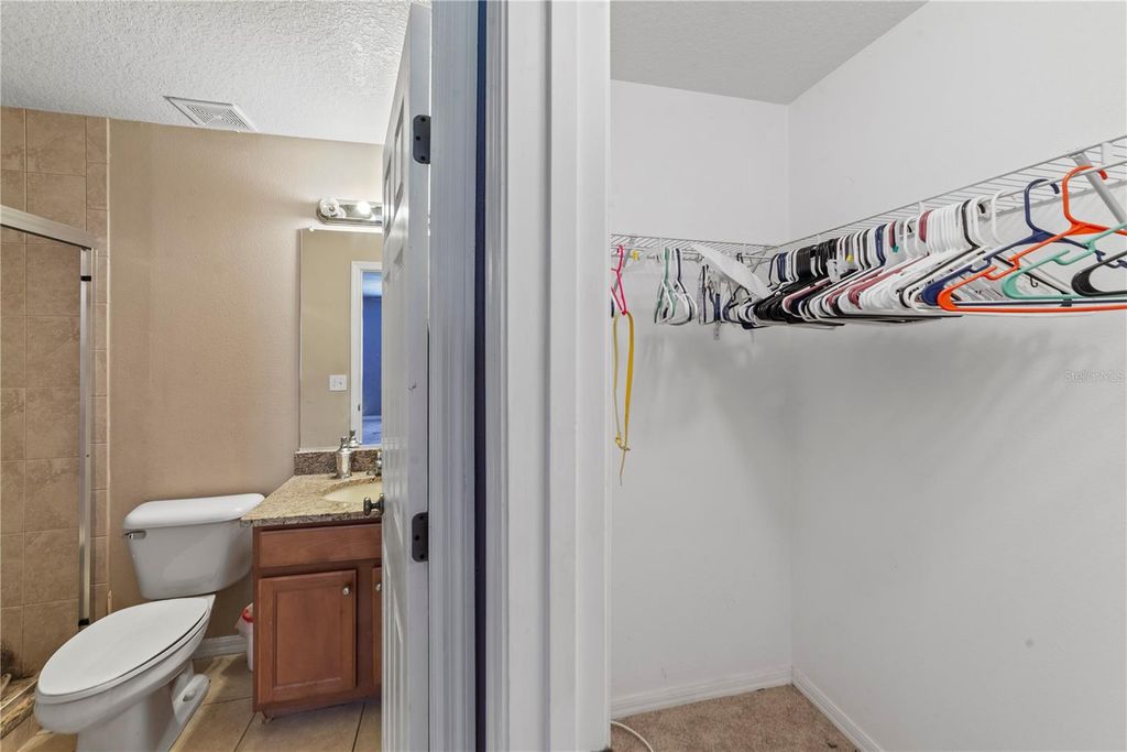 Image 45 of property listing at 6110 39TH COURT E, Bradenton, FL 34203