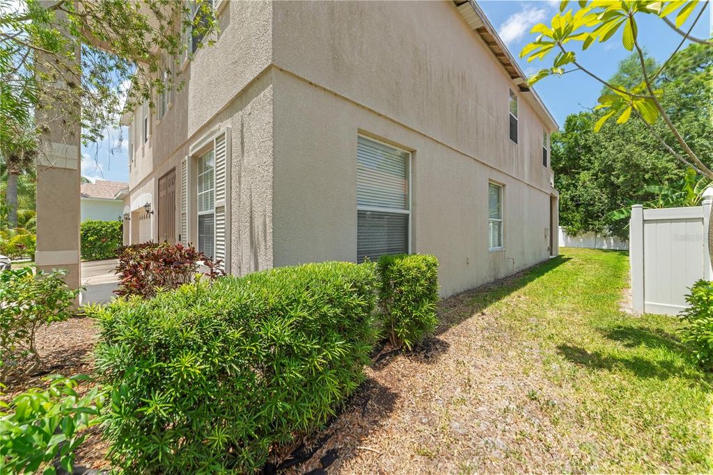 Image 56 of property listing at 6110 39TH COURT E, Bradenton, FL 34203