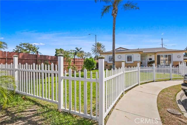 618 E 225th, Carson, CA 90745