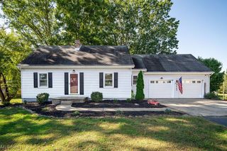 3245 circle, Zanesville, OH 43701