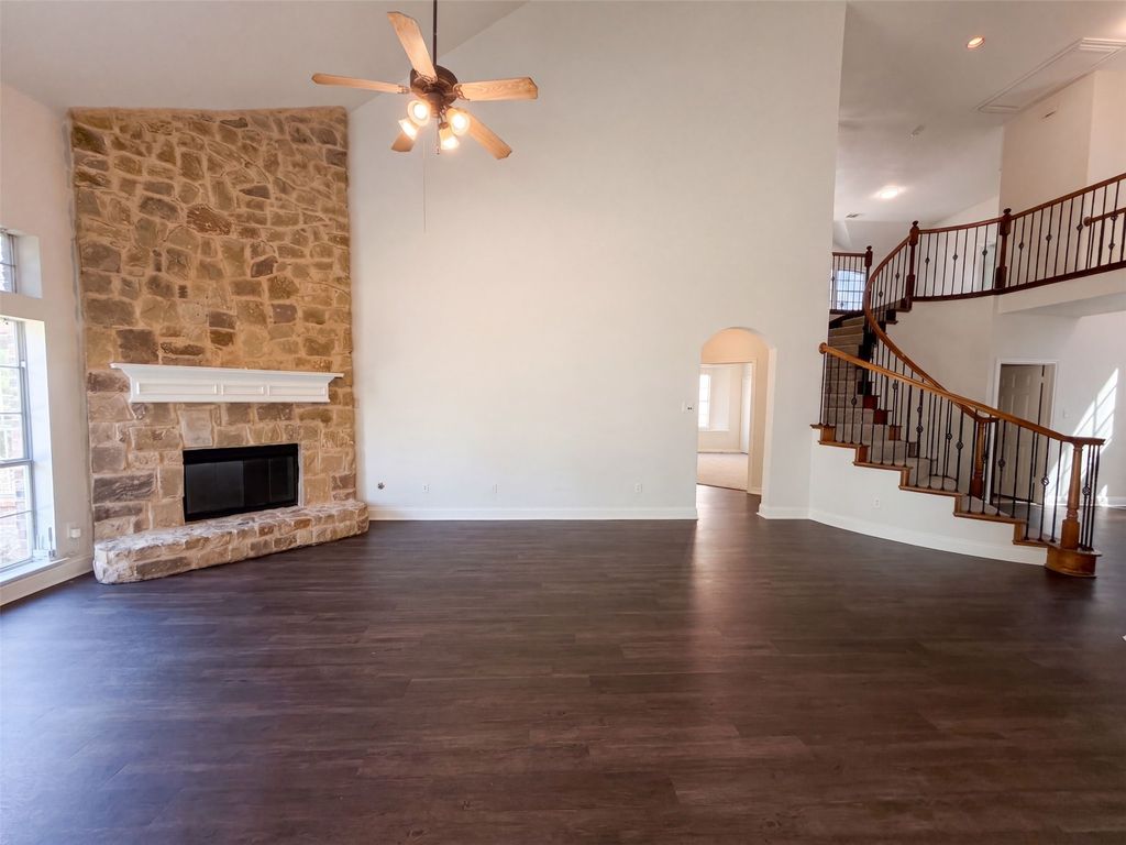 1803 High Meadow Street, Glenn Heights, TX 75154 — photo 3