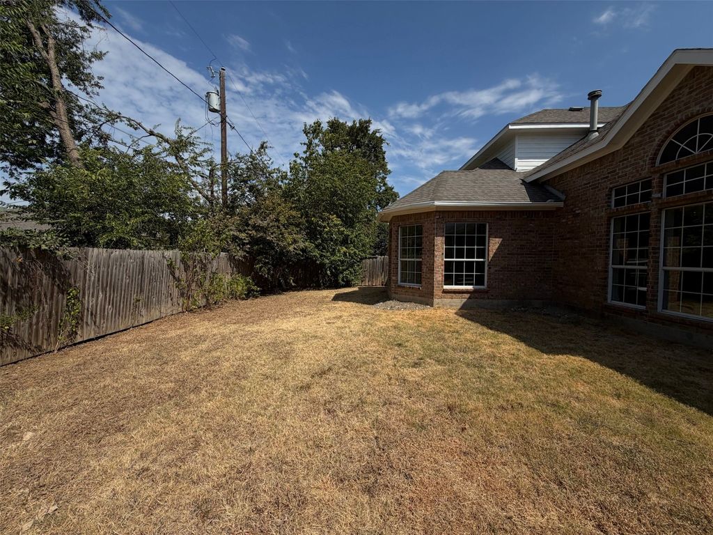1803 High Meadow Street, Glenn Heights, TX 75154 — photo 5