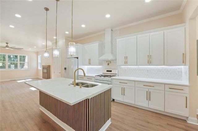 3395 Lee Place, Atlanta, GA 30349
