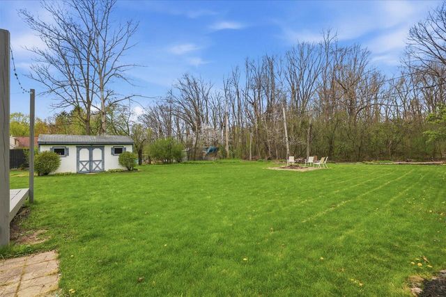 17814 Roosevelt AVENUE, New Berlin, WI 53146