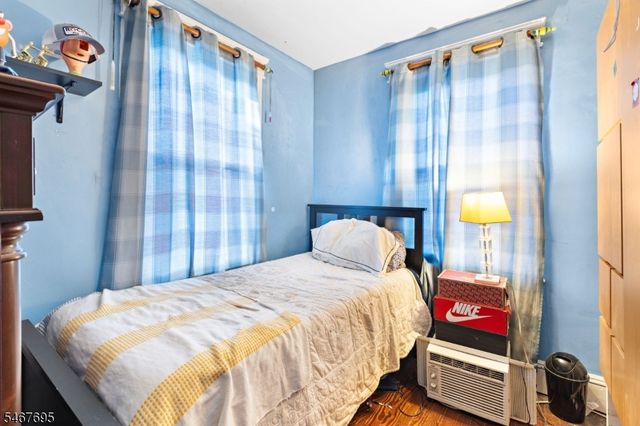 268 Midland Ave, River Edge Boro, NJ 07661