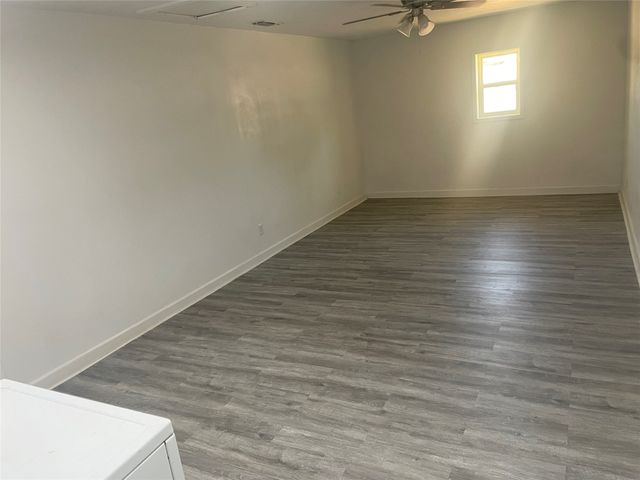 306 S Old Caddo Avenue, Breckenridge, TX 76424