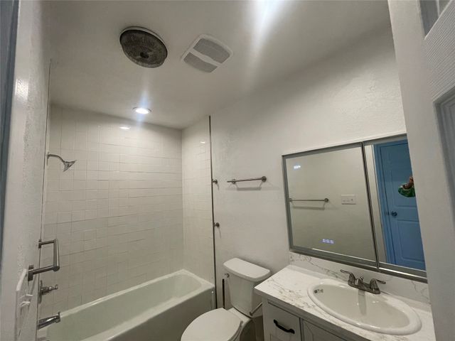 306 S Old Caddo Avenue, Breckenridge, TX 76424