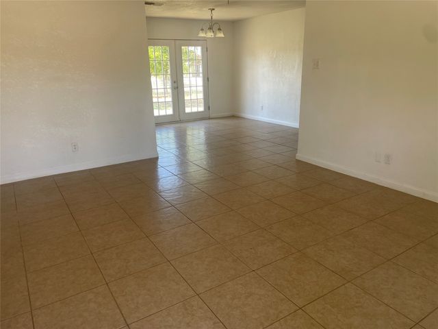 306 S Old Caddo Avenue, Breckenridge, TX 76424