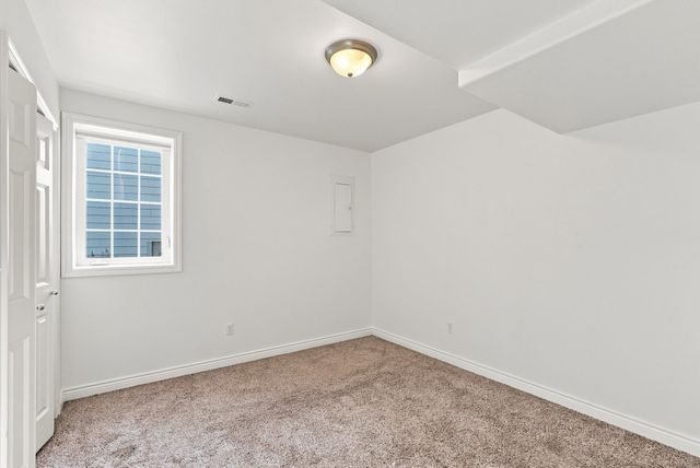 1706 W Wedgewood Ln, Spokane, WA 99208