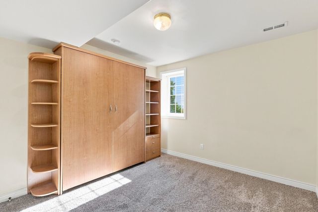 1706 W Wedgewood Ln, Spokane, WA 99208