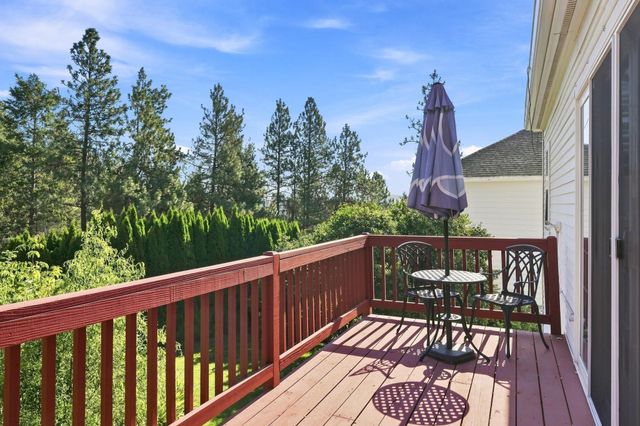 1706 W Wedgewood Ln, Spokane, WA 99208