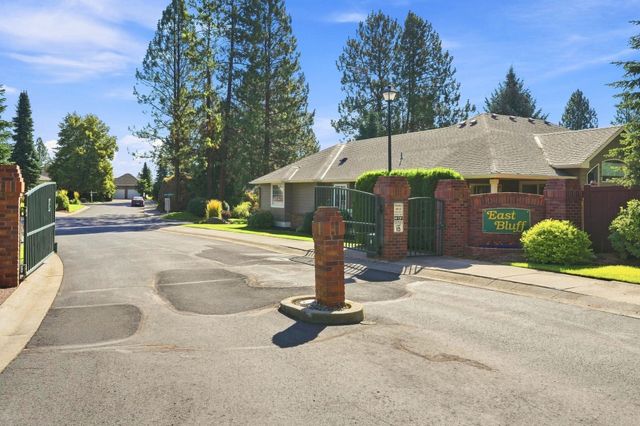 1706 W Wedgewood Ln, Spokane, WA 99208