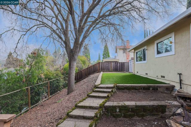 61 Banbridge Pl, Pleasant Hill, CA 94523