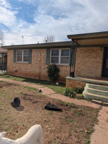 1701 SW 8th St, Lawton, OK 73501
