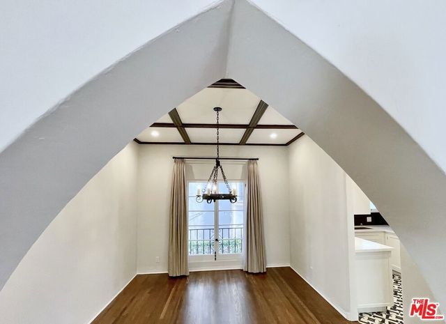 1330 N Harper Avenue 108, West Hollywood, CA 90046