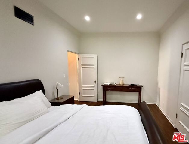 1330 N Harper Avenue 108, West Hollywood, CA 90046