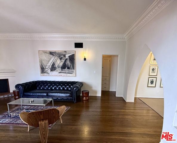 1330 N Harper Avenue 108, West Hollywood, CA 90046