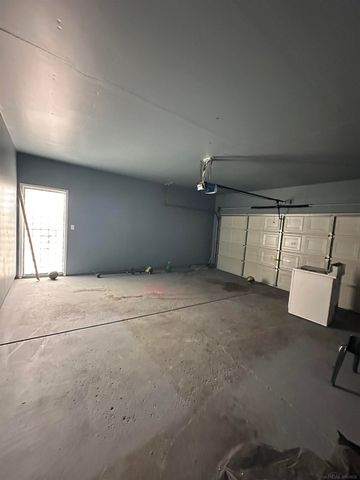 14148 14 Mile Road, Warren, MI 48088