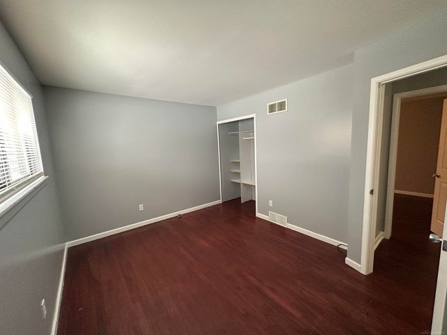 14148 14 Mile Road, Warren, MI 48088